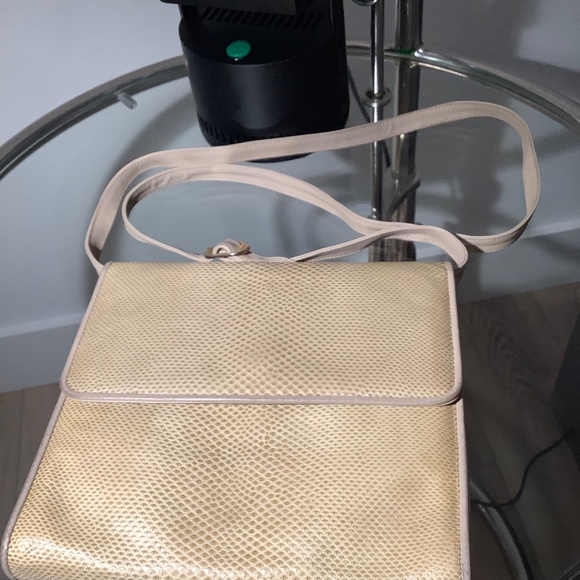 SALVATORE FERRAGAMO handbag, bag, purse - Picture 3 of 8